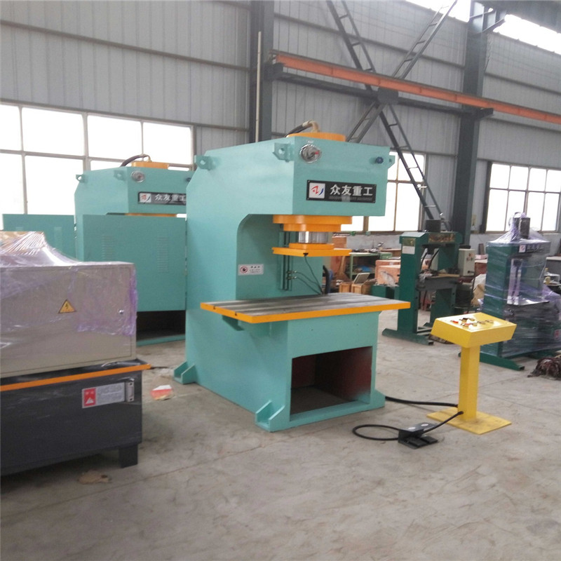 100吨蓝色单臂液压机