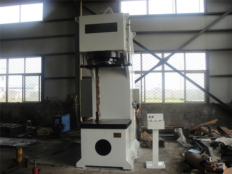 500吨单臂油压机 500吨单臂油压机