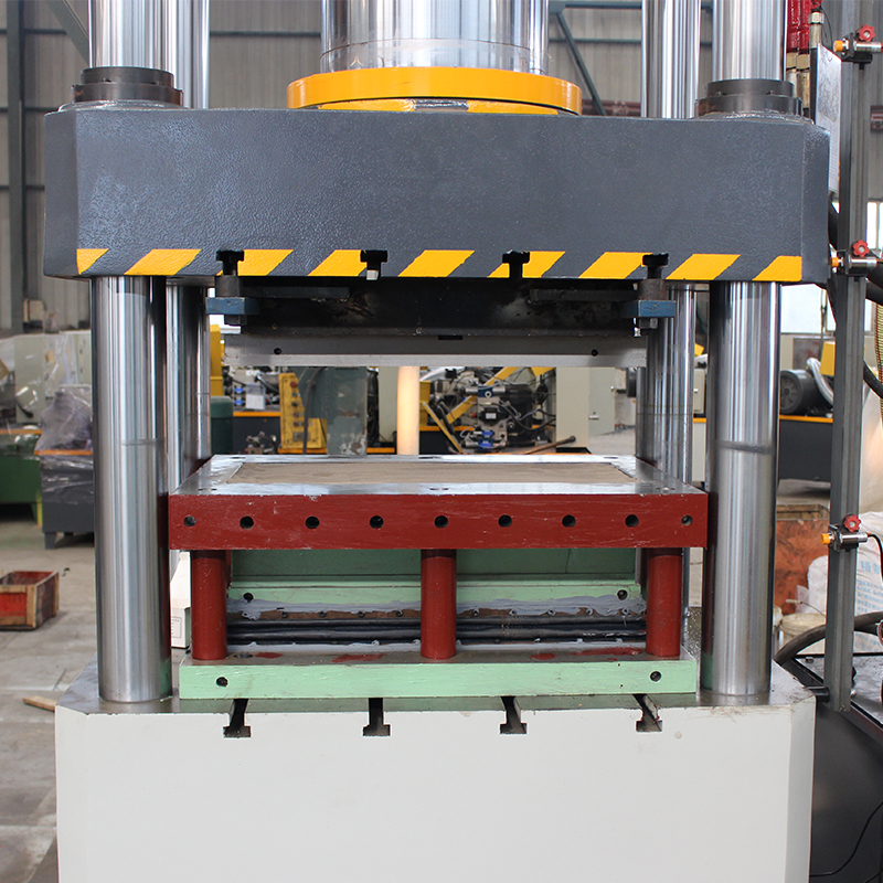 400吨瓷砖成型液压机