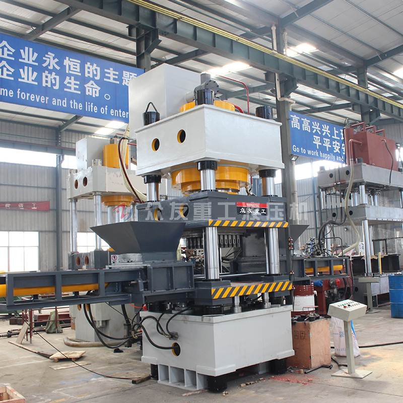 630吨双色鱼饵压块机