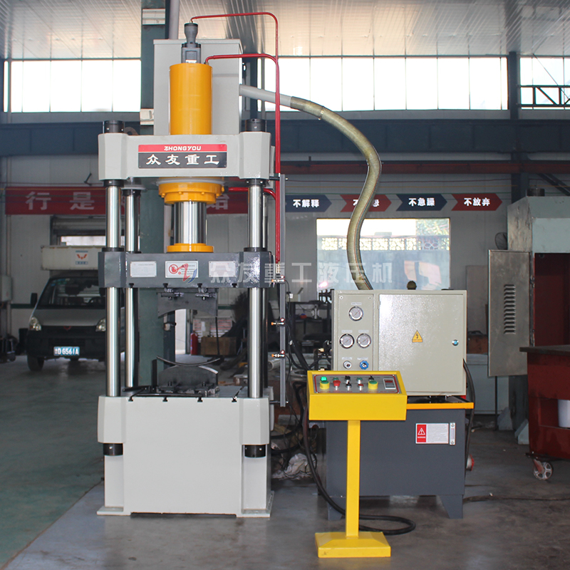 100吨压扶手四柱液压机