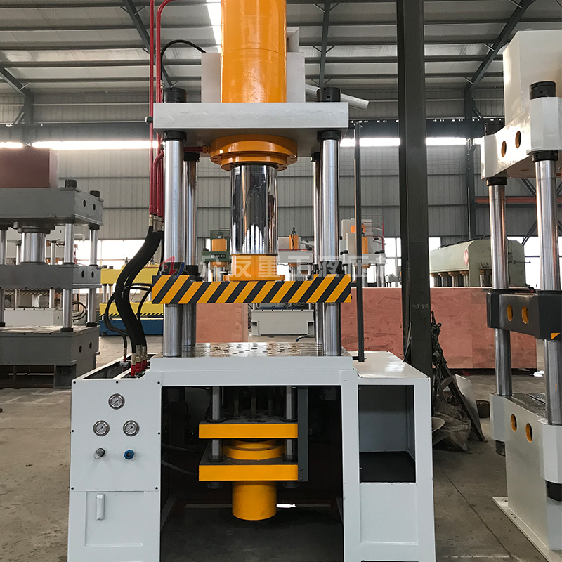 200吨快速拉伸一体机